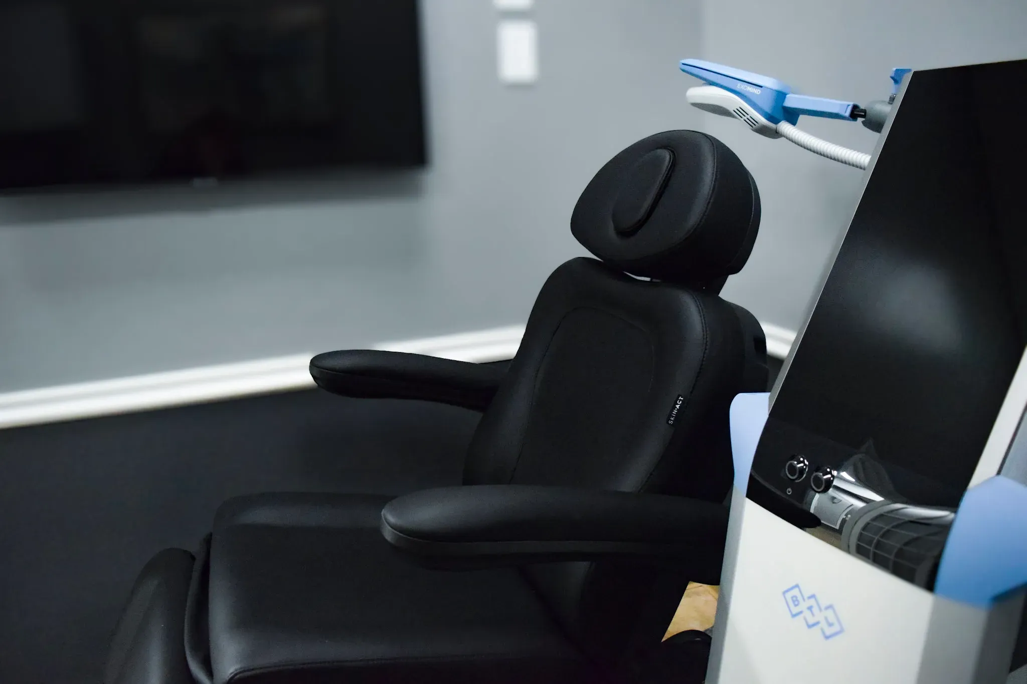 TMS Therapy with Exomind